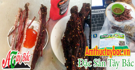 Thịt trâu gác bếp với từng thớ thịt dài, hồng tươi đẹp mắt