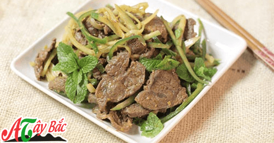 Bắp bò xào phù hợp với uống bía