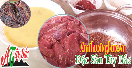 Chuẩn bị các loại nguyên liệu để làm thịt bò gác bếp