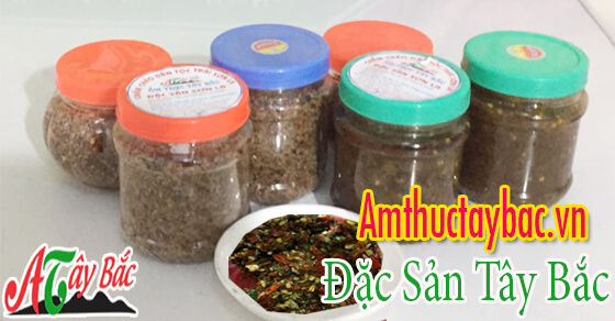 Thành phẩm chẩm chéo có màu xanh vàng đặc trưng