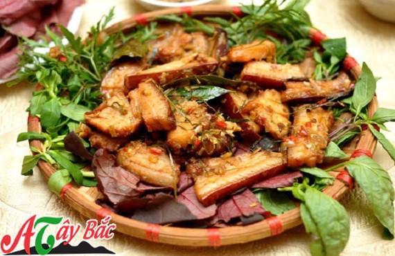 Thịt lợn nướng hạt dổi thơm ngon hấp dẫn