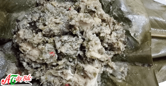 Món thịt gà mọ quyện với gia vi thơm chỉ có ở Tây Bắc