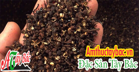 Hạt mắc khén thường có màu nâu xám