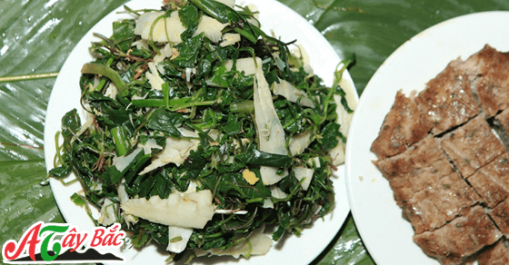 Măng đắng xào vơi rau cho hết vị đắng của Măng Măng đắng xào vơi rau cho hết vị đắng của Măng