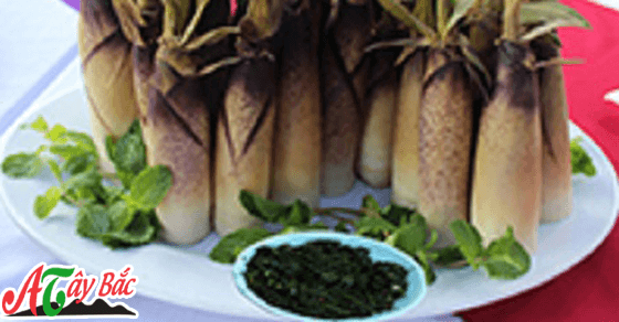 Măng đăng Tây Bắc được mang về và chế biến Măng đăng Tây Bắc được mang về và chế biến
