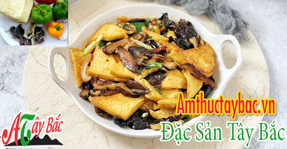 Đậu phụ xào mộc nhĩ món chay được nhiều người yêu thích