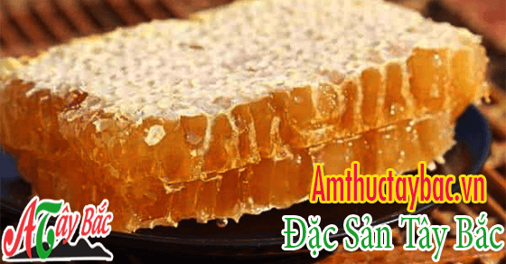 Sáp mật ong thường có vị ngọt thanh, vị thơm nhẹ