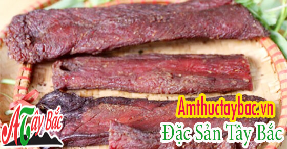 Thịt lợn gác bếp có màu nâu đỏ đặc trưng