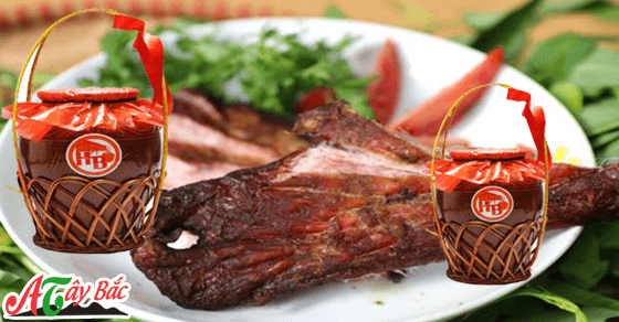 Thịt lợn gác bếp với rượu cần hòa bình không thể thiếu trên đặc sản Tây Bắc Thịt lợn gác bếp với rượu cần hòa bình không thể thiếu trên đặc sản Tây Bắc