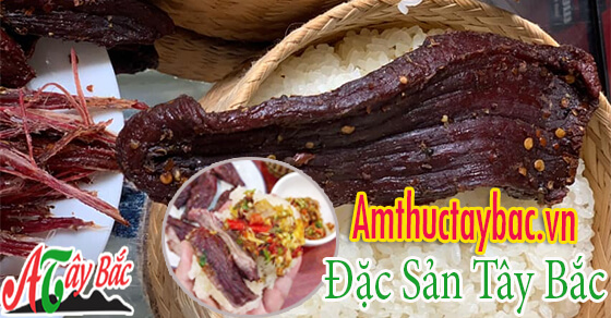 Thịt gác bếp ăn kèm với chẳm chéo