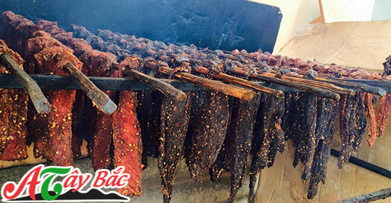 Cách chế biến thịt trâu gác bếp vô cùng độc đáo