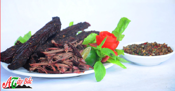 Thịt trâu gác bếp linh hồn của Tây Bắc