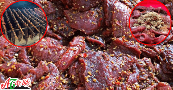 Thịt trâu tươi được thái thành miếng nhỏ bằng 3 ngón tay và được tẩm ướp đầy đủ gia vị