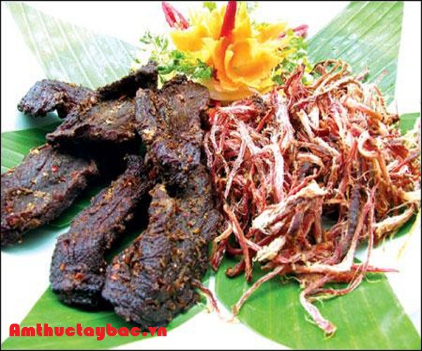 thit trau gac bep tay bac xe nho