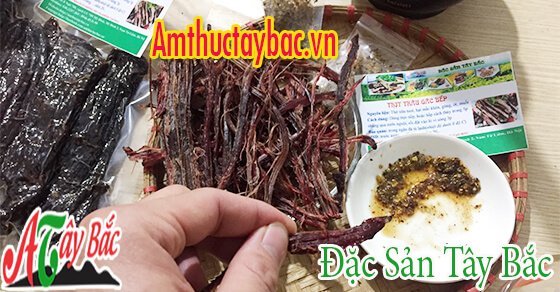 Thịt gác bếp chấm cùng chẩm chéo là tuyệt phối 